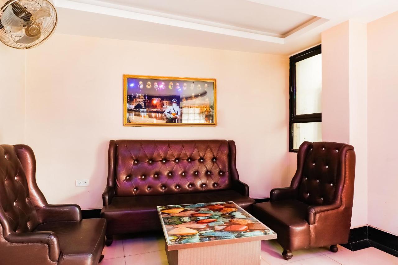 Oyo 71149 Jeet Residency Rewa Ngoại thất bức ảnh